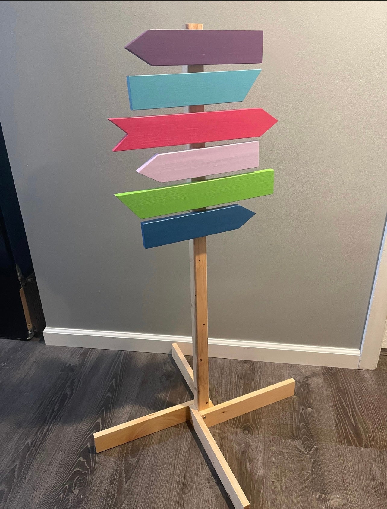 Free Standing Post ONLY, 28-76 Inch, For Custom Travel Signs, Directional Arrows, Tiki Bar, Personalized Wood Signs, Man Cave, Beach Signs